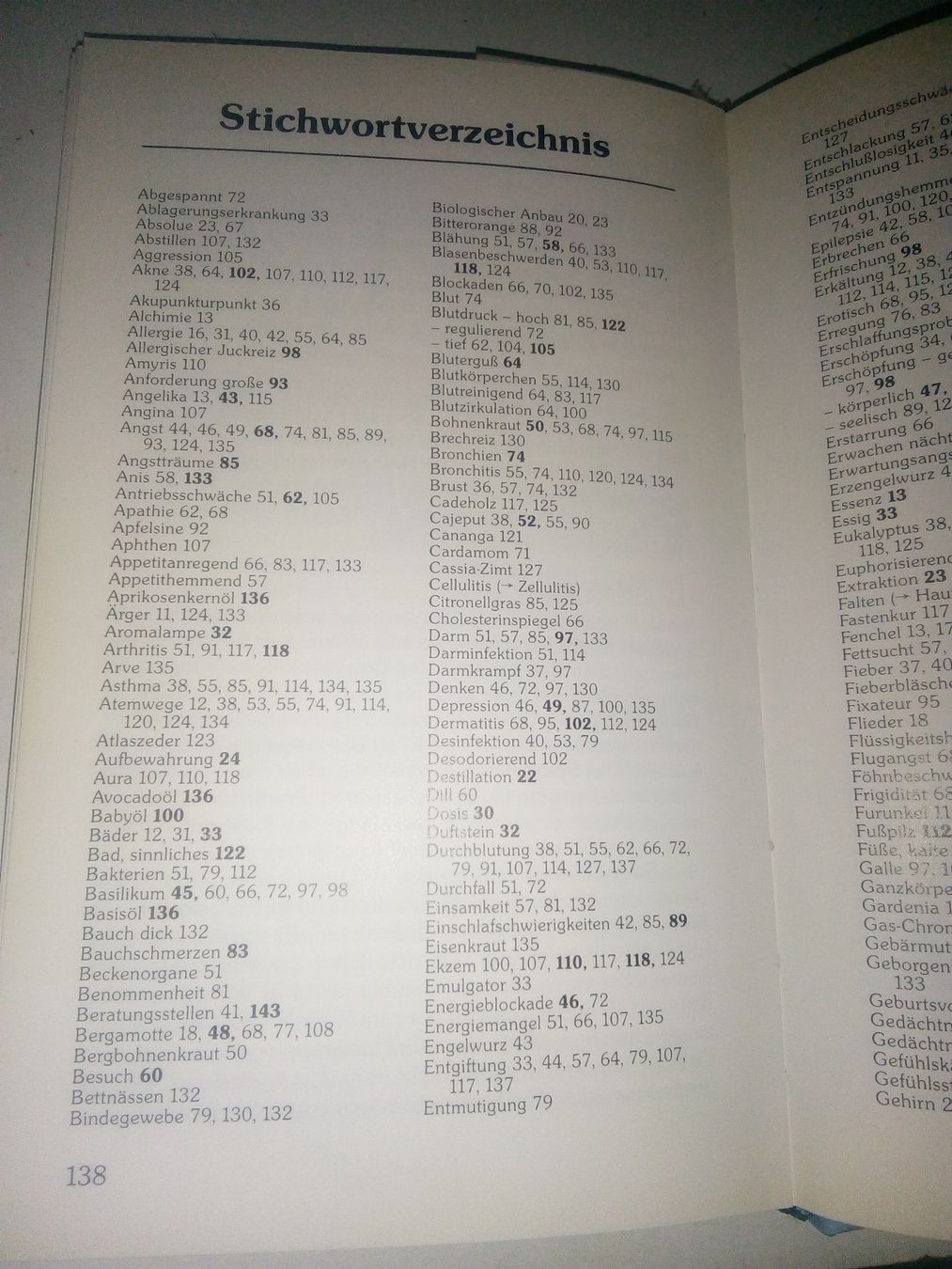 Libri: Die Duftfibel - Das ABC der ätherischen Öle    ©'1994 Midena – Usato da St. Gallen venduto da elkapone 8