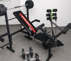 Hantelbank mit Gewichten für dein Home Gym