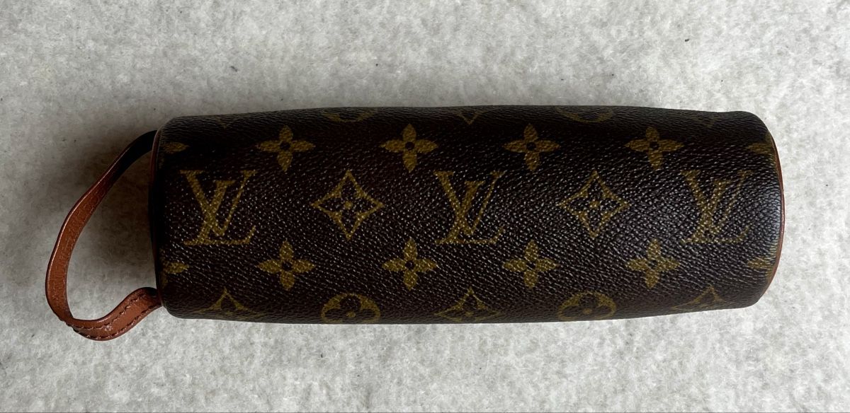 Louis Vuitton Astucci : Louis Vuitton – Nuovo (secondo la descrizione) da St. Gallen venduto da Viste 1