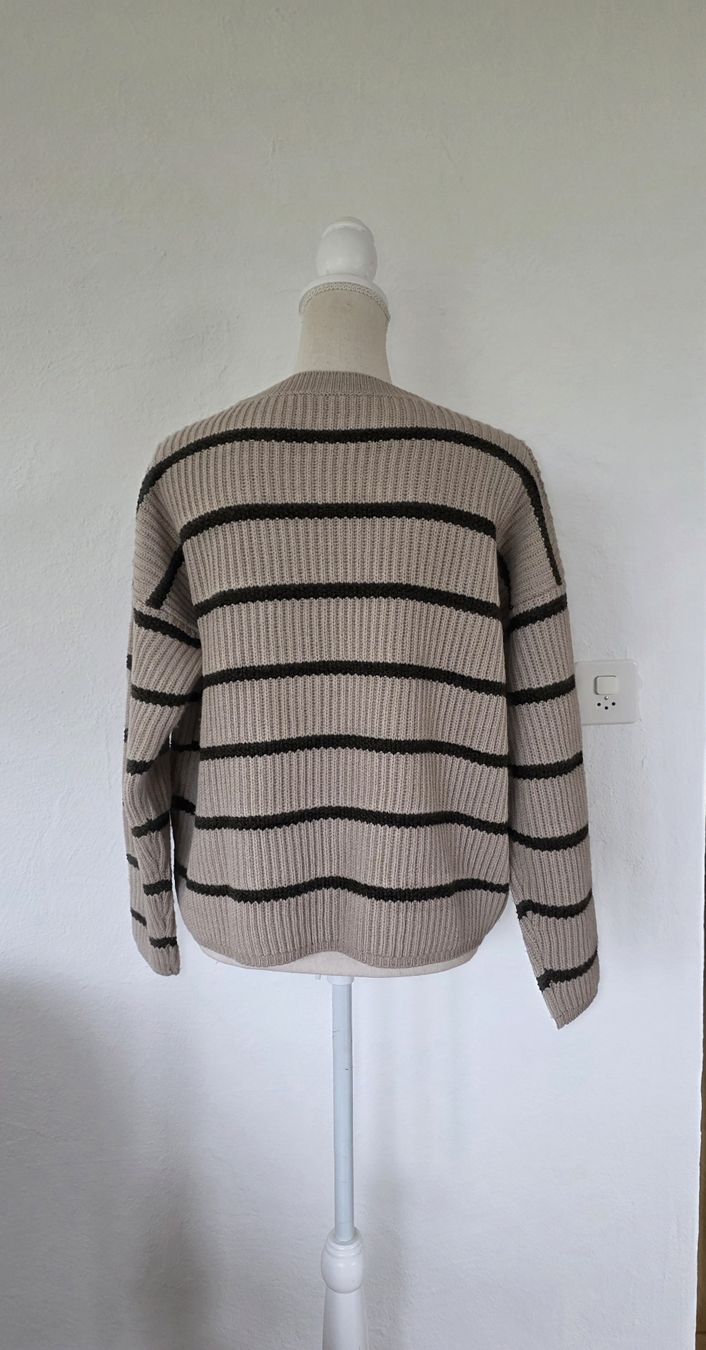 Maglioni & Felpe: Cooler Pullover von der Marke " IBlues" Gr. M – Nuovo (secondo la descrizione) da Schneisingen venduto da backstore24 3