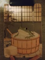 affiche sur toile motif grenouille dans un bain japonnais 