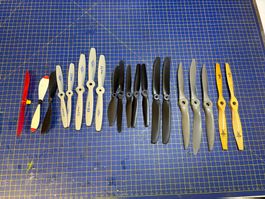 Modellflugzeug Propeller div. (2)