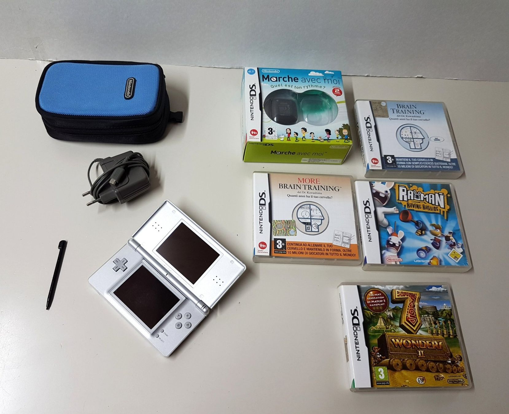 Nintendo Console: Nintendo DS Konsole mit Zubehör – Usato da Schüpfheim venduto da Games_Spielkonsolen