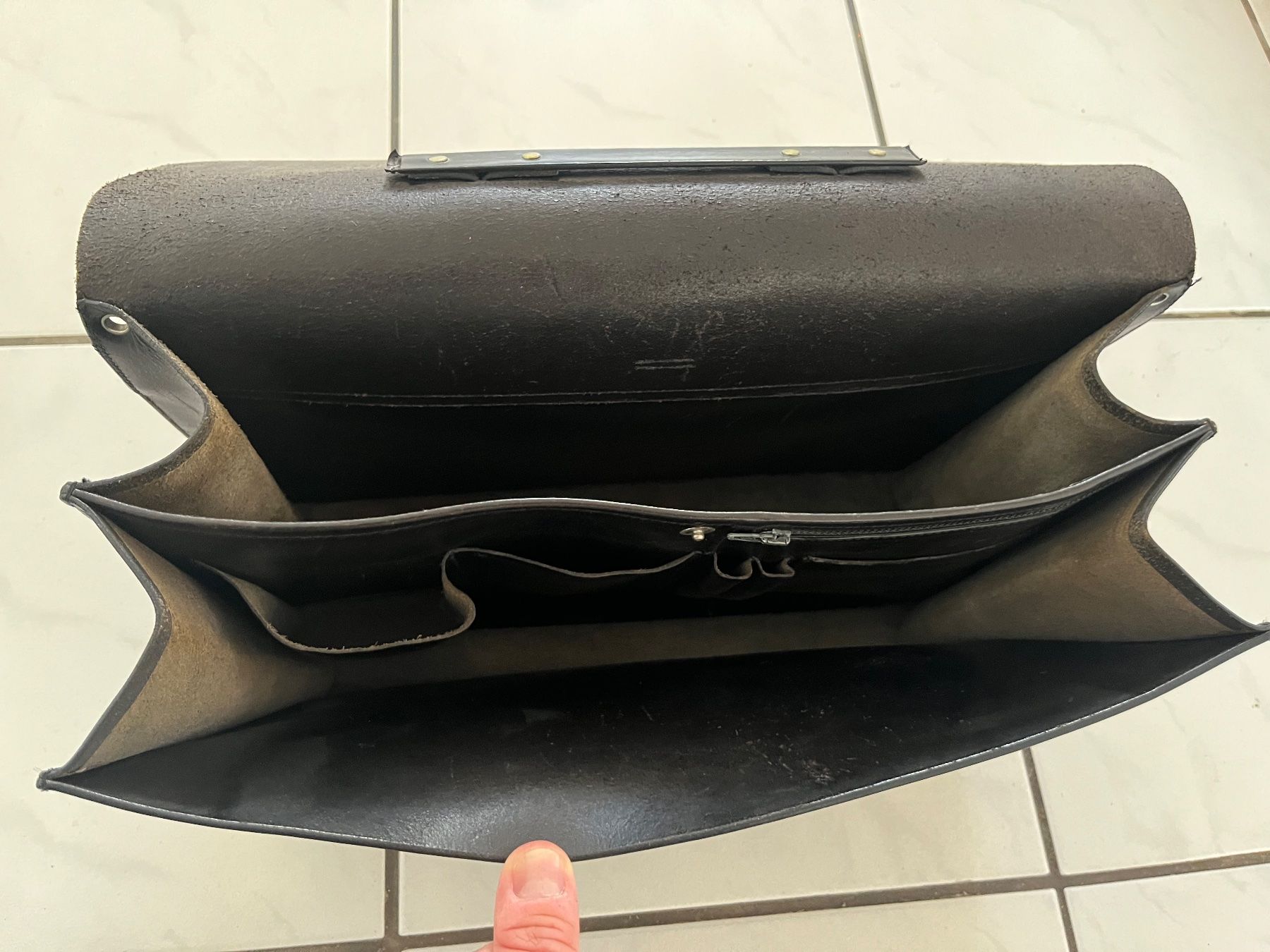 Valigie & Borse: Vintage Navyboot Aktentasche – Usato da Läufelfingen venduto da Columbus06 3