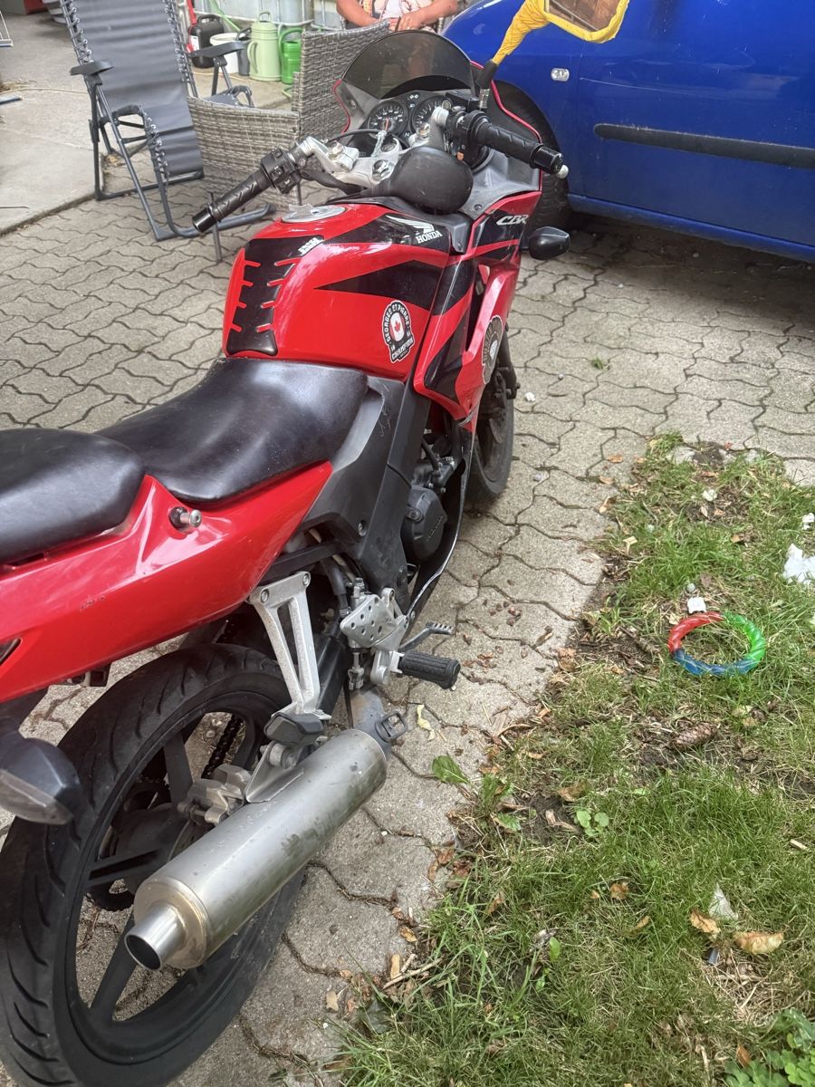 Honda Route: Honda CBR – Défectueux à Arni BE par dar_t5yl 2
