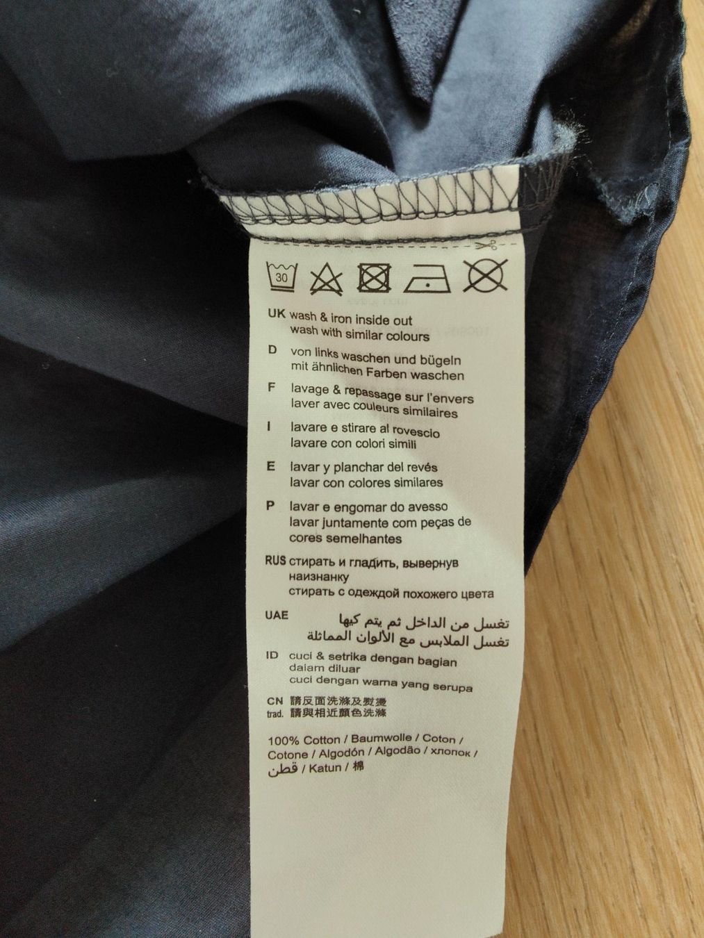 Esprit Blusen: Esprit Damenbluse Dunkelblau 34 - Elegante Leichtigkeit – Gebraucht aus Birmensdorf ZH von LucaToni02 2