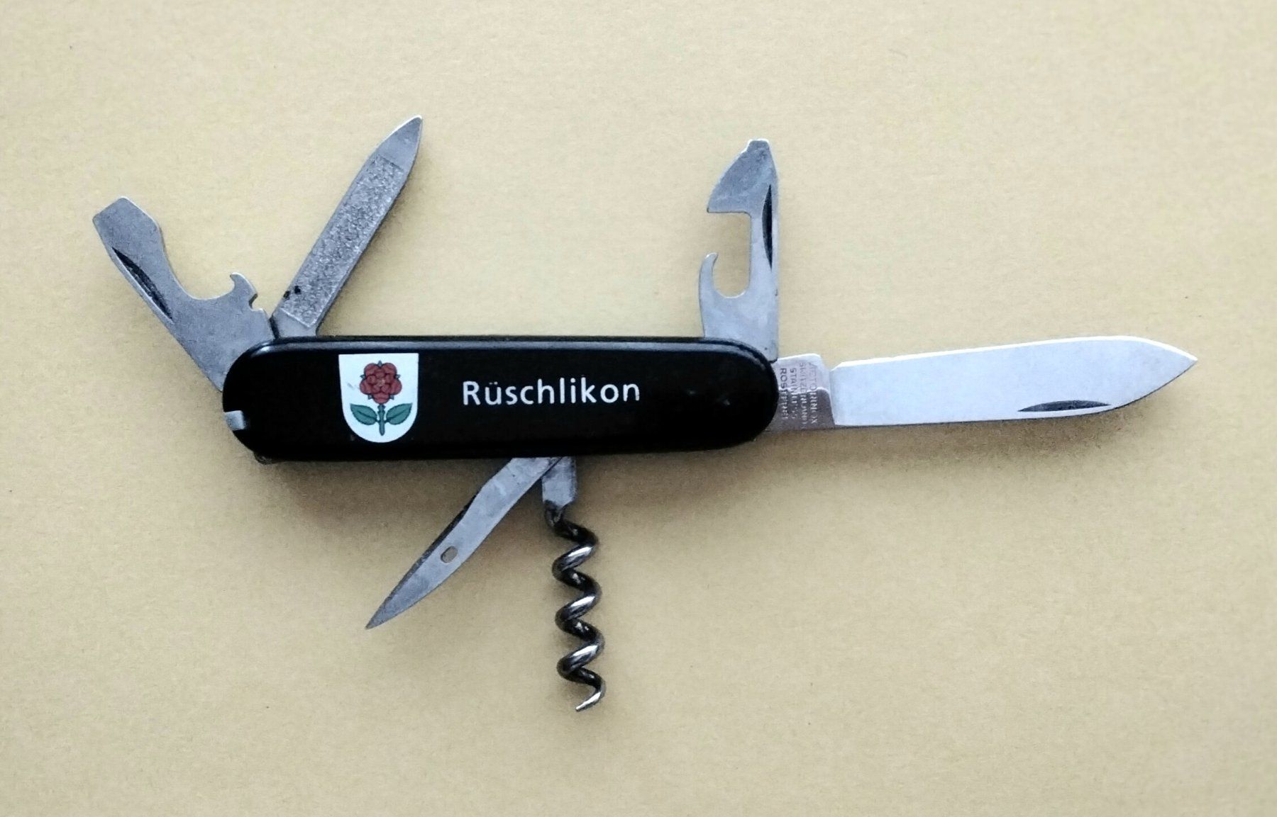 Victorinox Couteaux de poche: Victorinox Rüschlikon – D'occasion à Locarno par Muzio