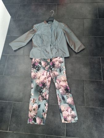 Heide Ost Jacke und Riani Hose