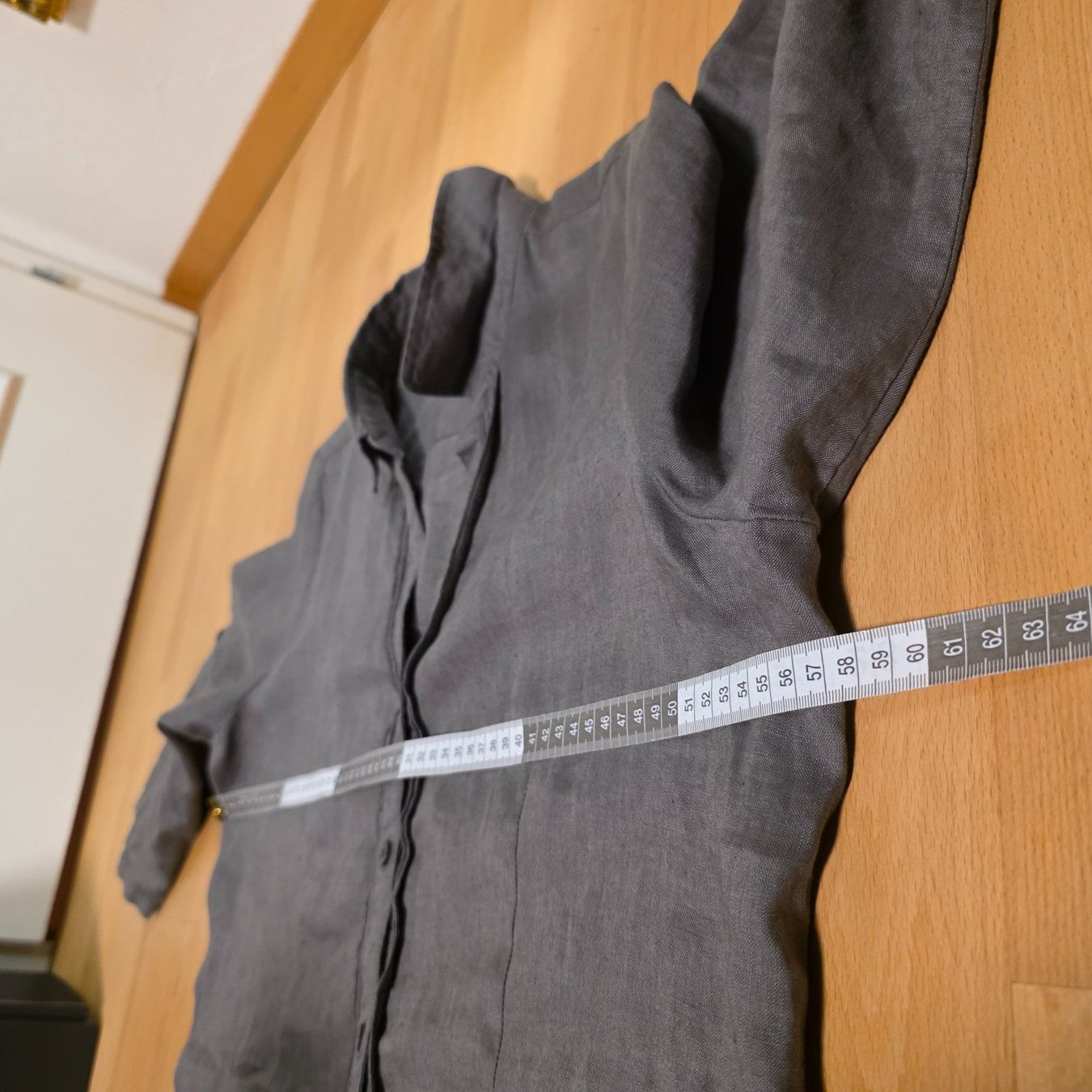 Maddison Blusen: Maddison Leinenhemd, Grau, Gr. M/L – Gebraucht aus Wald ZH von CapLux 6