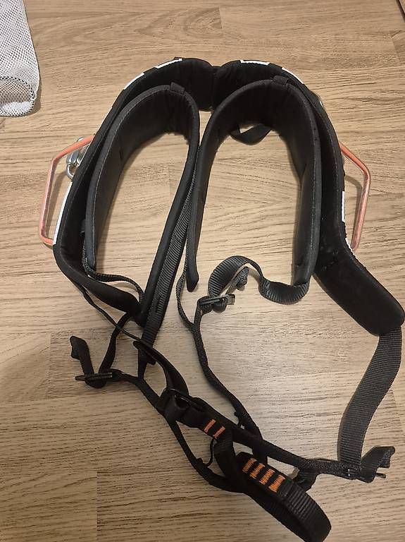 Mammut Kletterausrüstungen: Mammut 4 Slide Klettergurt – Gebraucht aus Wittenbach von tal_8vrm
