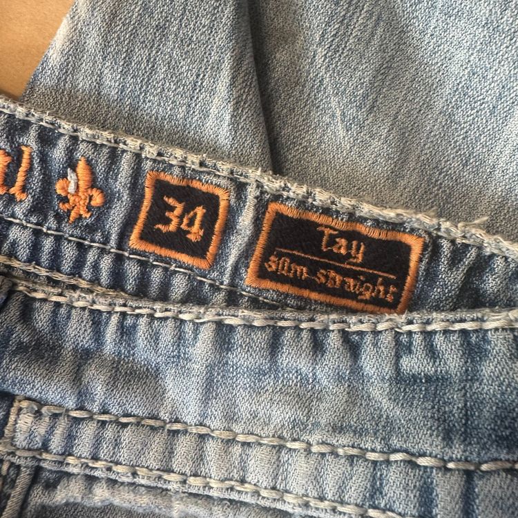 True Religion Jeans: Rock Revival vintage ripped and embroidered denim jeans 90s – Usato da Rheinfelden venduto da sourced_limited 7