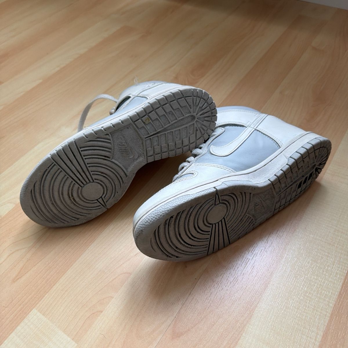 Nike Scarpe da uomo: Nike Dunk High Grey/White, Size 37.5 – Usato da St. Gallen venduto da ber_82p9 1