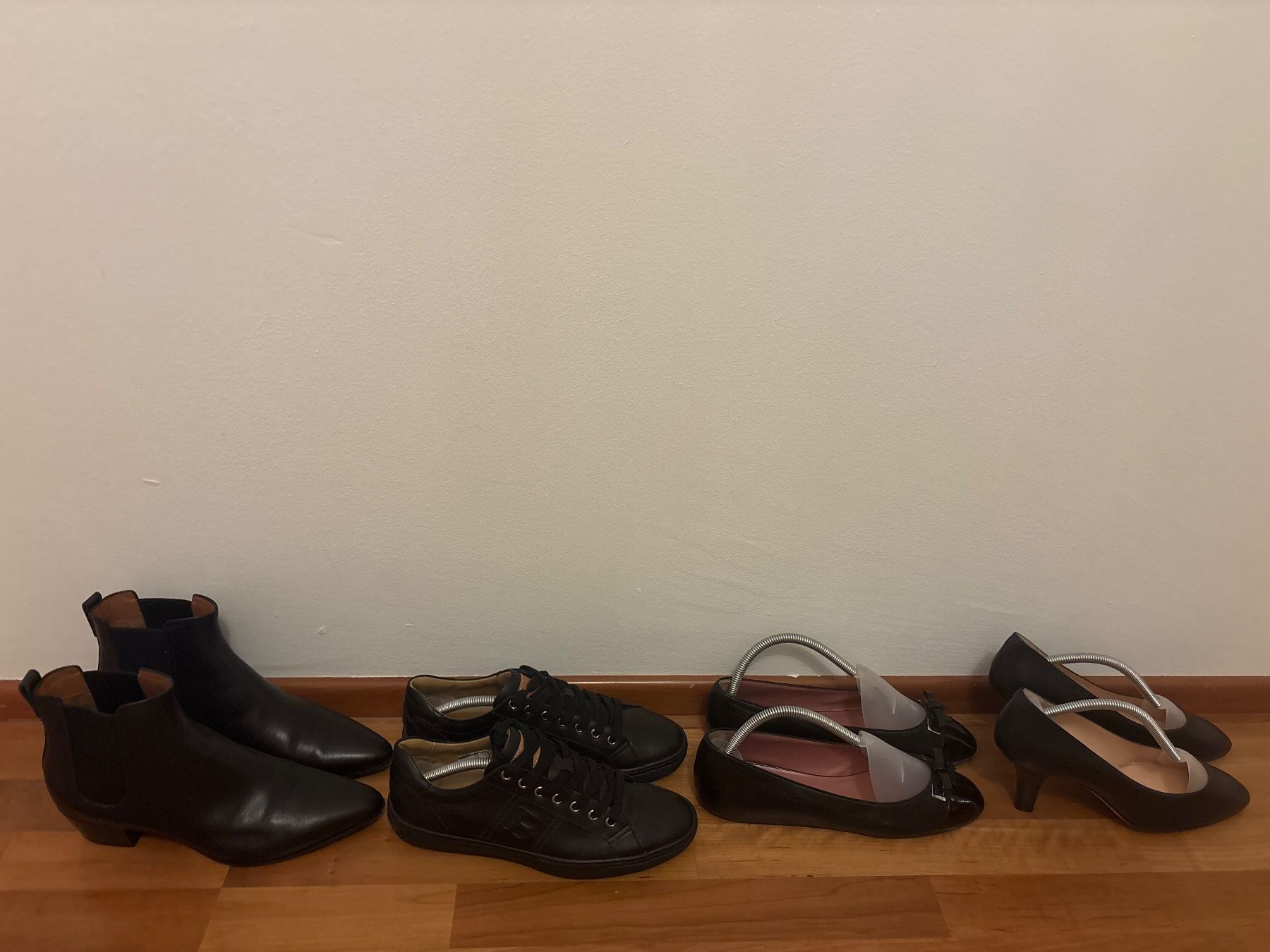 Bally Damenschuhe: 4 Paare Bally Schuhe – Gebraucht aus Küsnacht ZH von zuriz