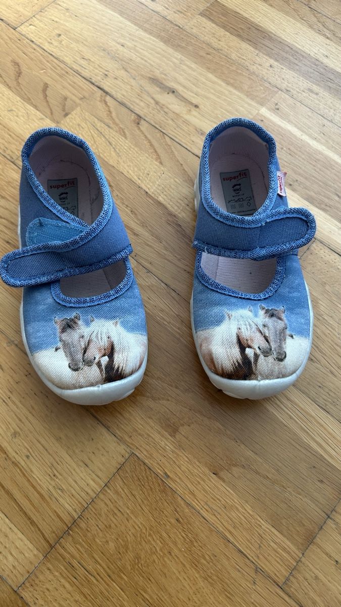 Superfit Chaussures garçon: Finken Pferde Grösse 26 – D'occasion à Stäfa par sch_m7kj