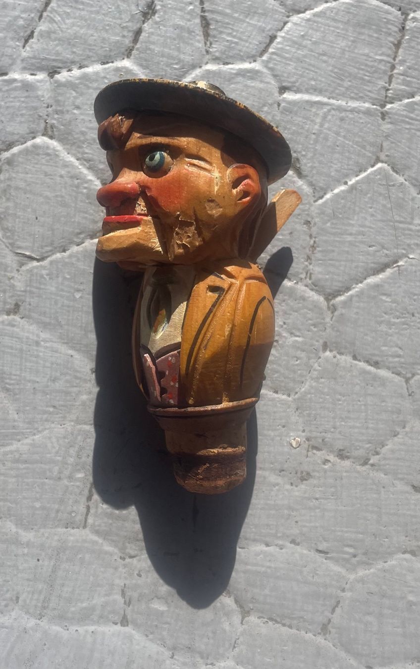 Apribottiglie & Tappi per chiusura: Bouchon sculpté à système – Usato da Versoix venduto da HELVETICA_1 1
