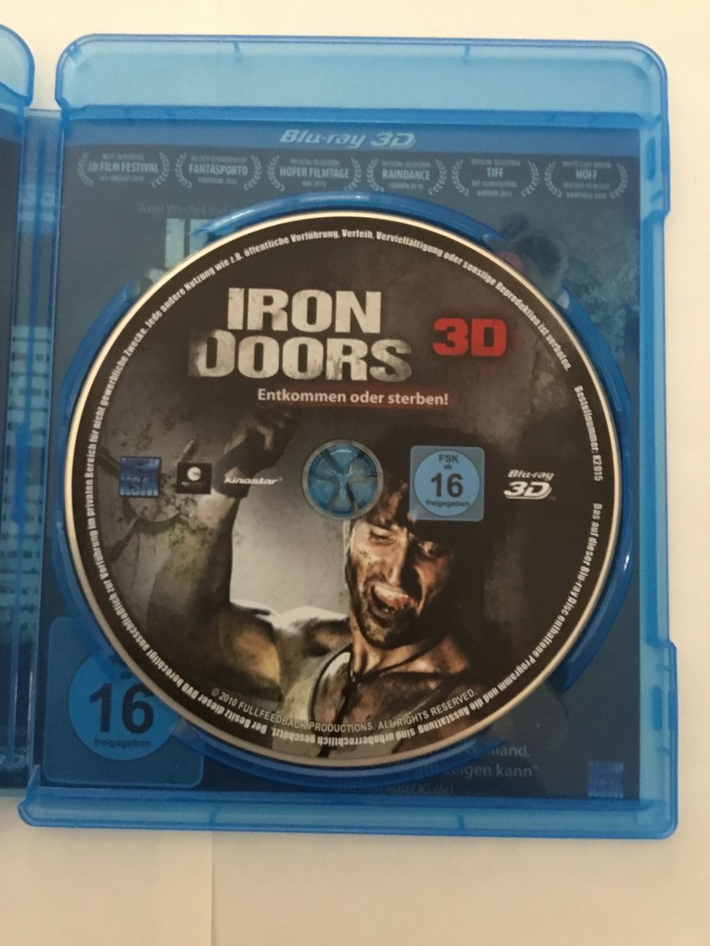 Tutti i DVDs: Iron Doors Blu Ray 3D – Nuovo (secondo la descrizione) da Blauen venduto da berlingo65 2