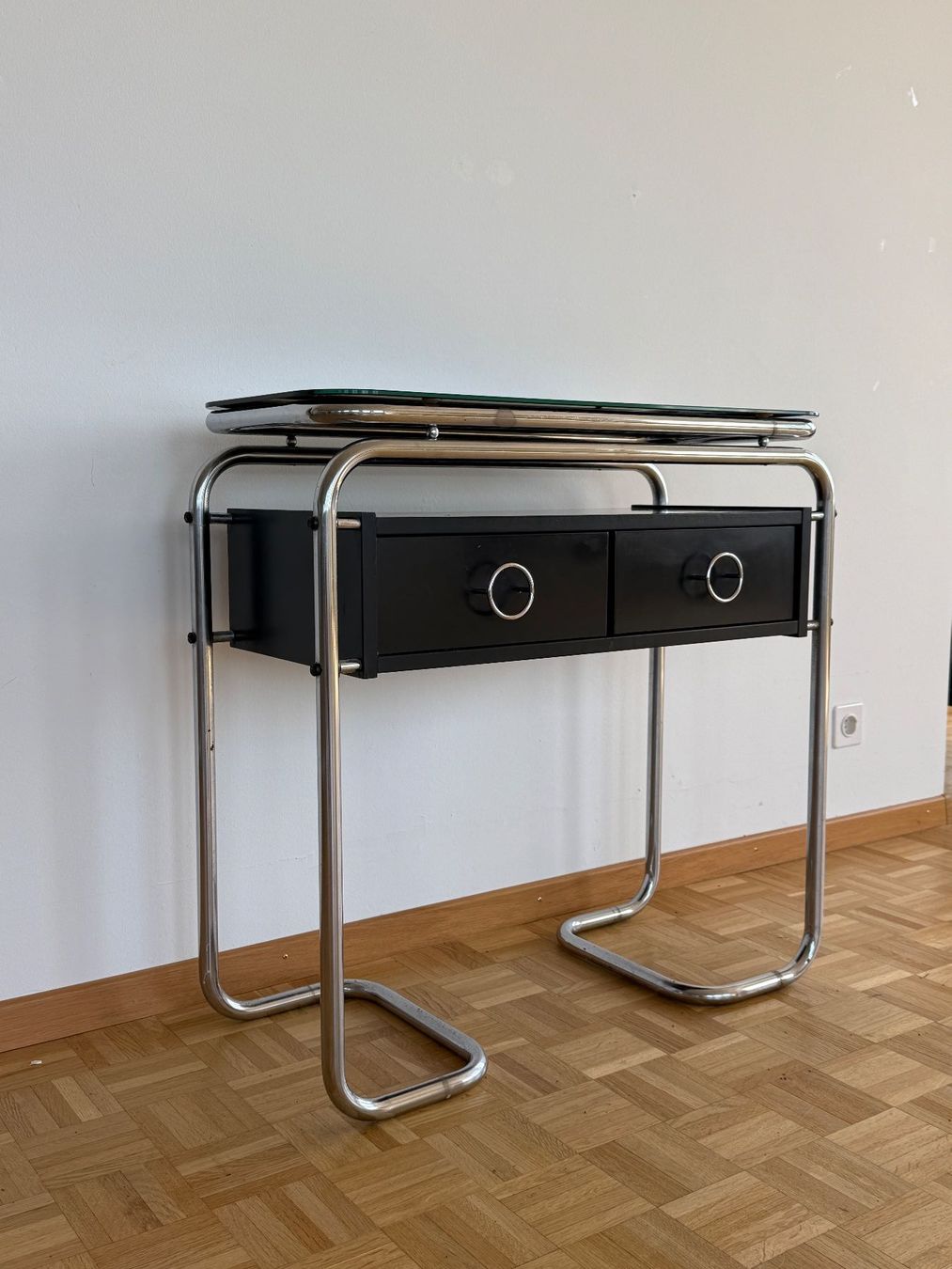 Console: Konsole im Bauhaus Stil – Usato da Bern venduto da miro-co. 2