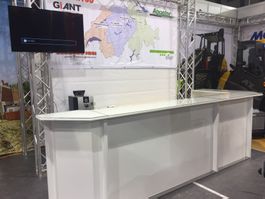 Grosse modulare Event-Bar  – 3x 2m, 1x 1m, 1x Ecke weiss