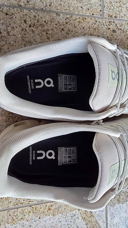 On Scarpe da uomo: On Cloud OnCode  Waterproof Wasserdicht   Gr. 42.5  TOP Zust – Nuovo (secondo la descrizione) da Erlenbach ZH venduto da 2m 1