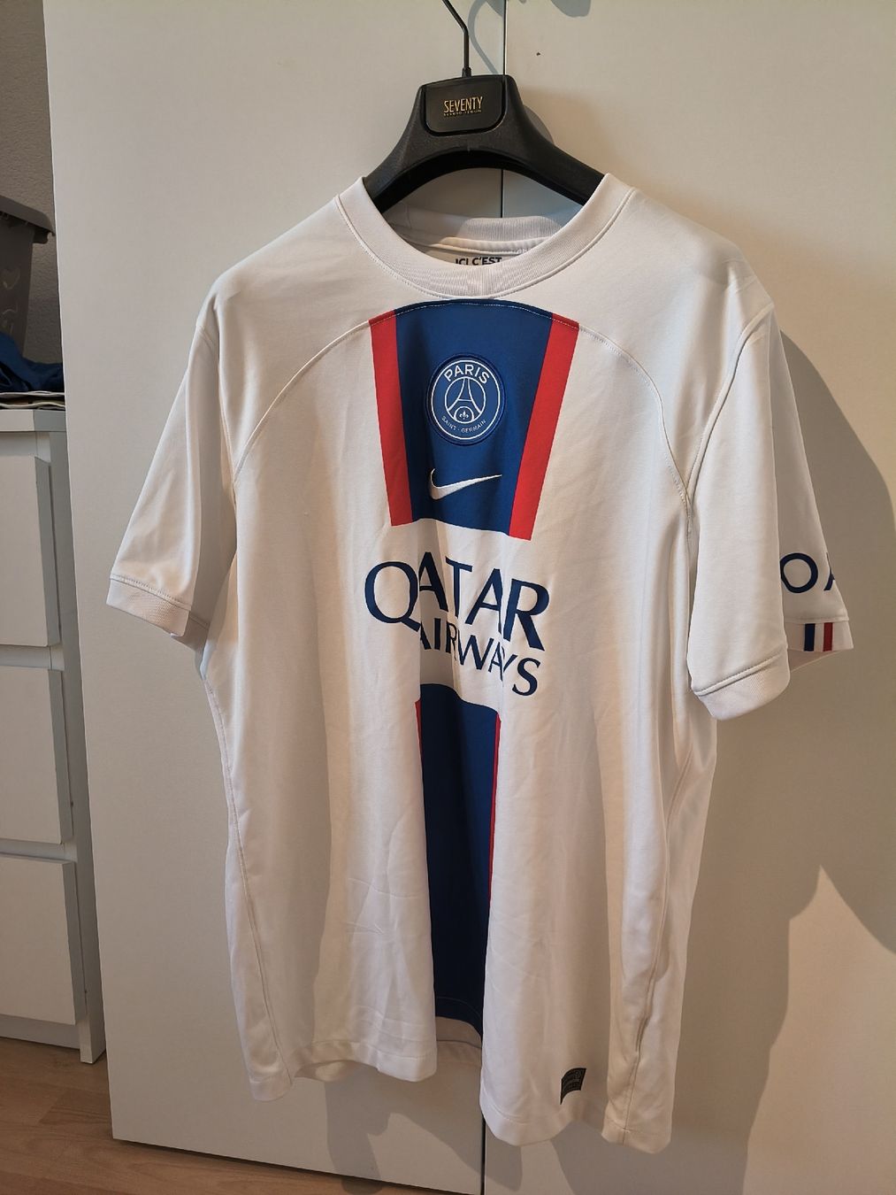 Nike Leibchen & Hosen: PSG Trikot Gr. XL – Neu (gemäss Beschreibung) aus Köniz von stunnadeniro