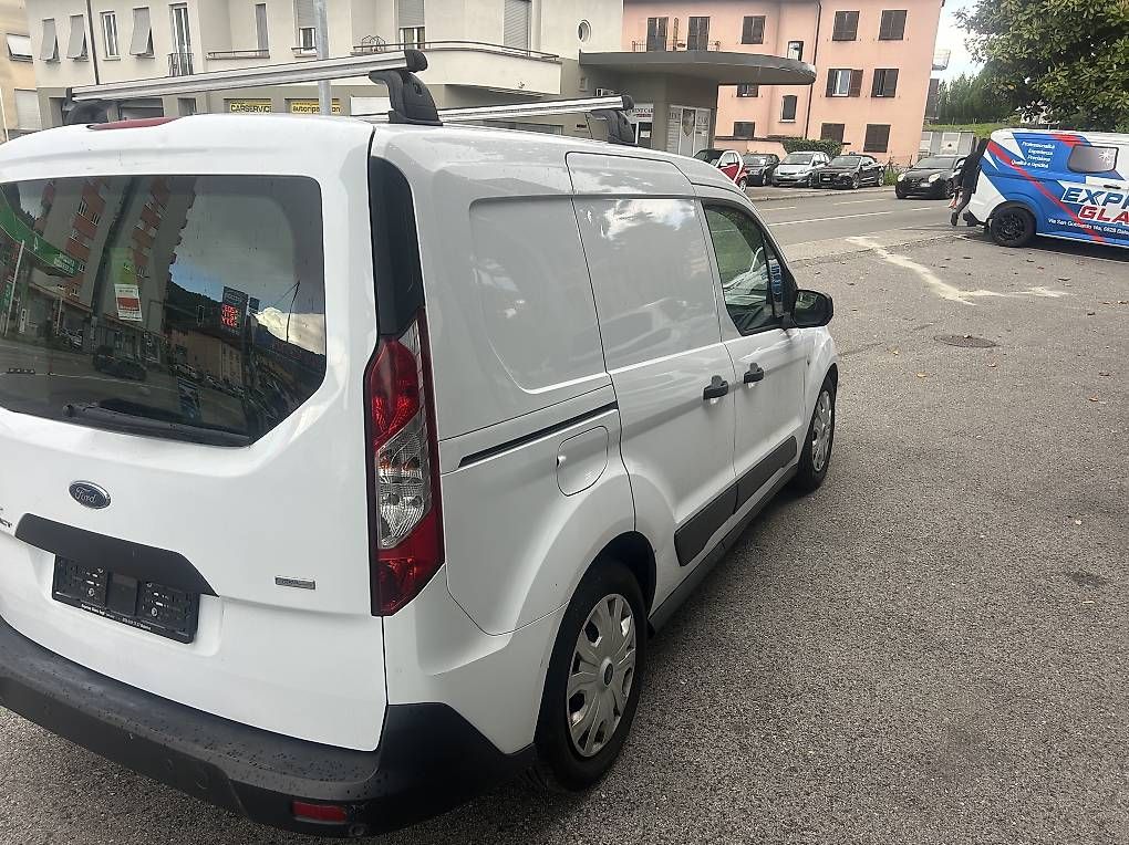 Nutzfahrzeuge: Ford Transit  – Gebraucht aus Balerna von exp_55ly 3