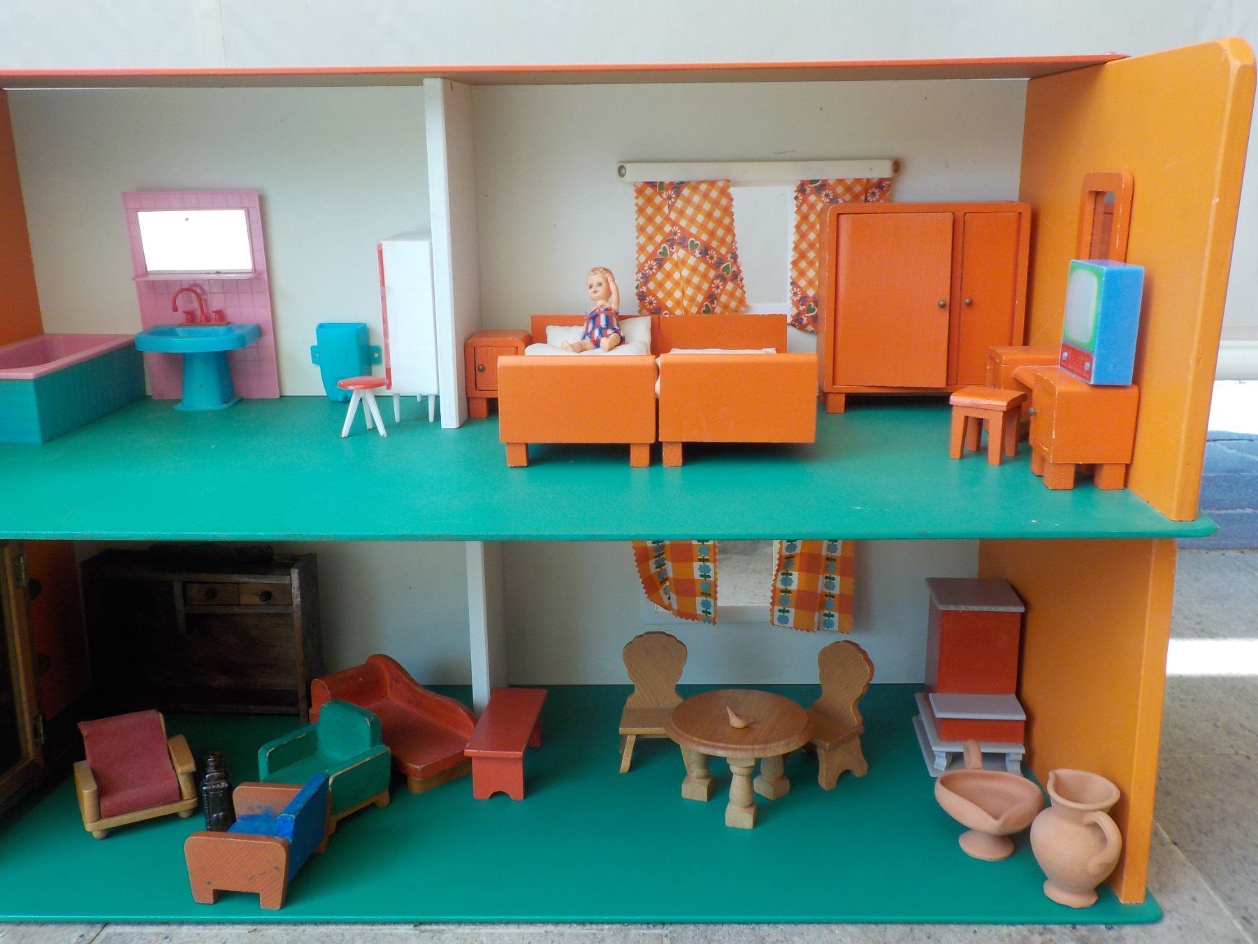 Maisons & Meubles de poupées: Puppenstube + Möbel 1970er – D'occasion à Mörschwil par lindaswunderkiste 2
