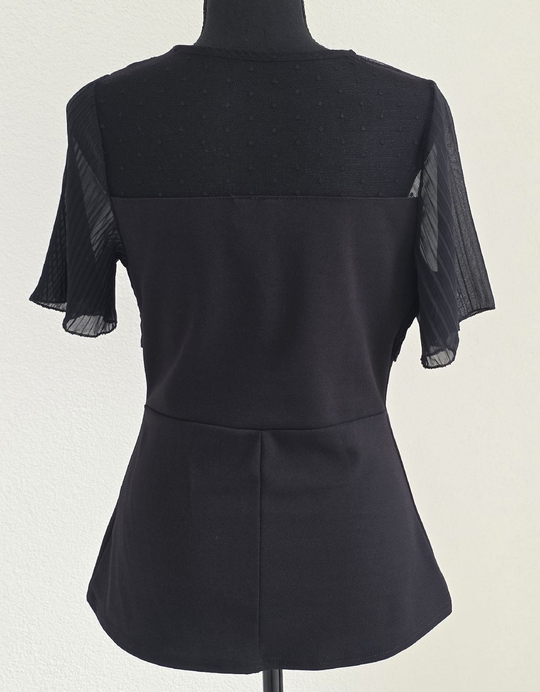 Blusen: Damen Bluse schwarz Grösse 36/38 neu – Neu (gemäss Beschreibung) aus Rheinsulz von Gilea 3