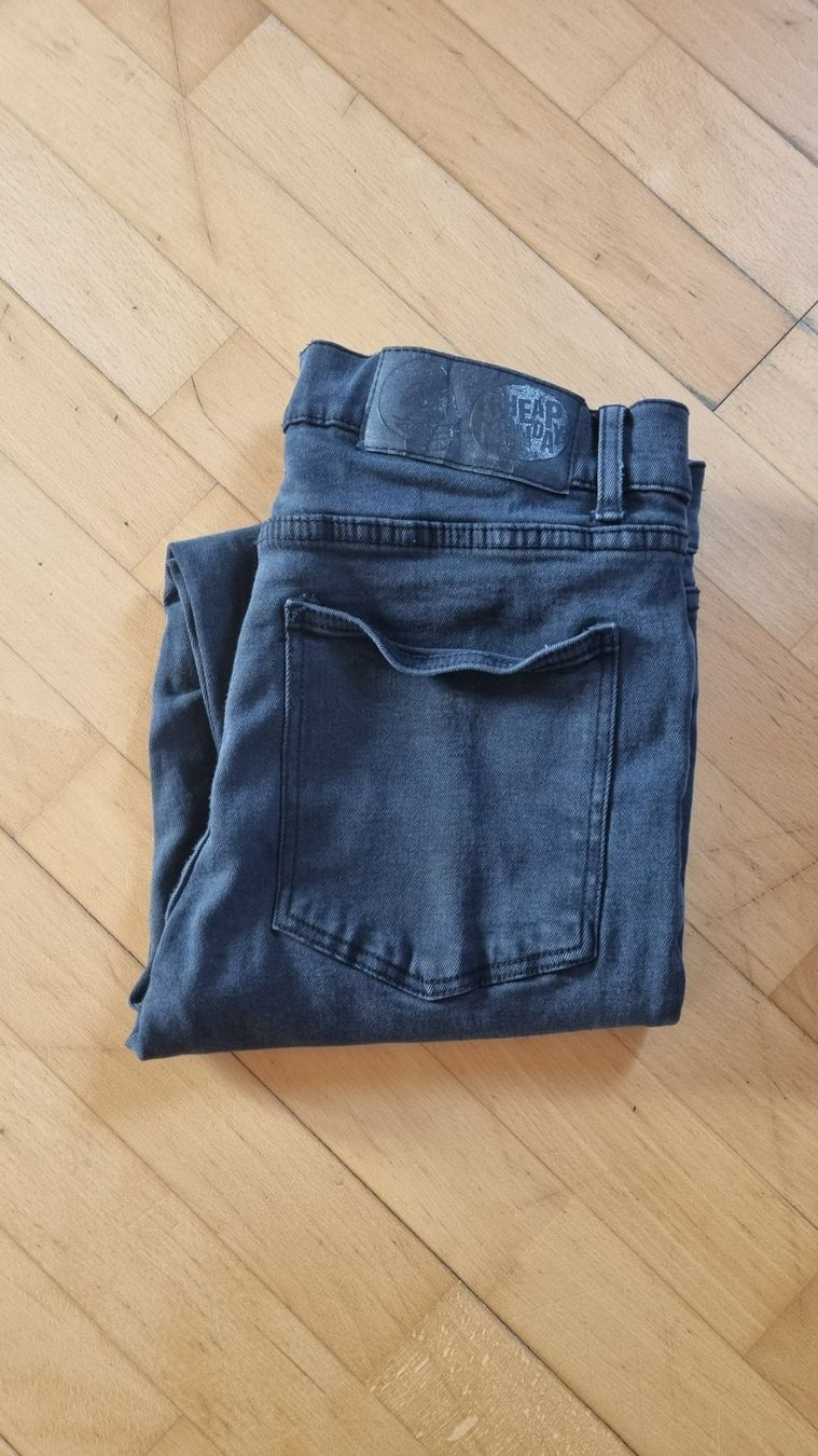 Jeans: Cheap Monday Jeans dunkelgrau Gr. 31/32 – Gebraucht aus Wohlen AG von stephanieAG 1