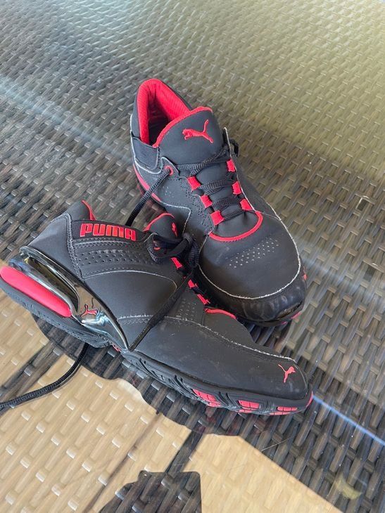 Puma Schuhe für Jungen: Kinder Puma Turnschuhe Halleschuhe 37 – Gebraucht aus Bergdietikon von antovale 1