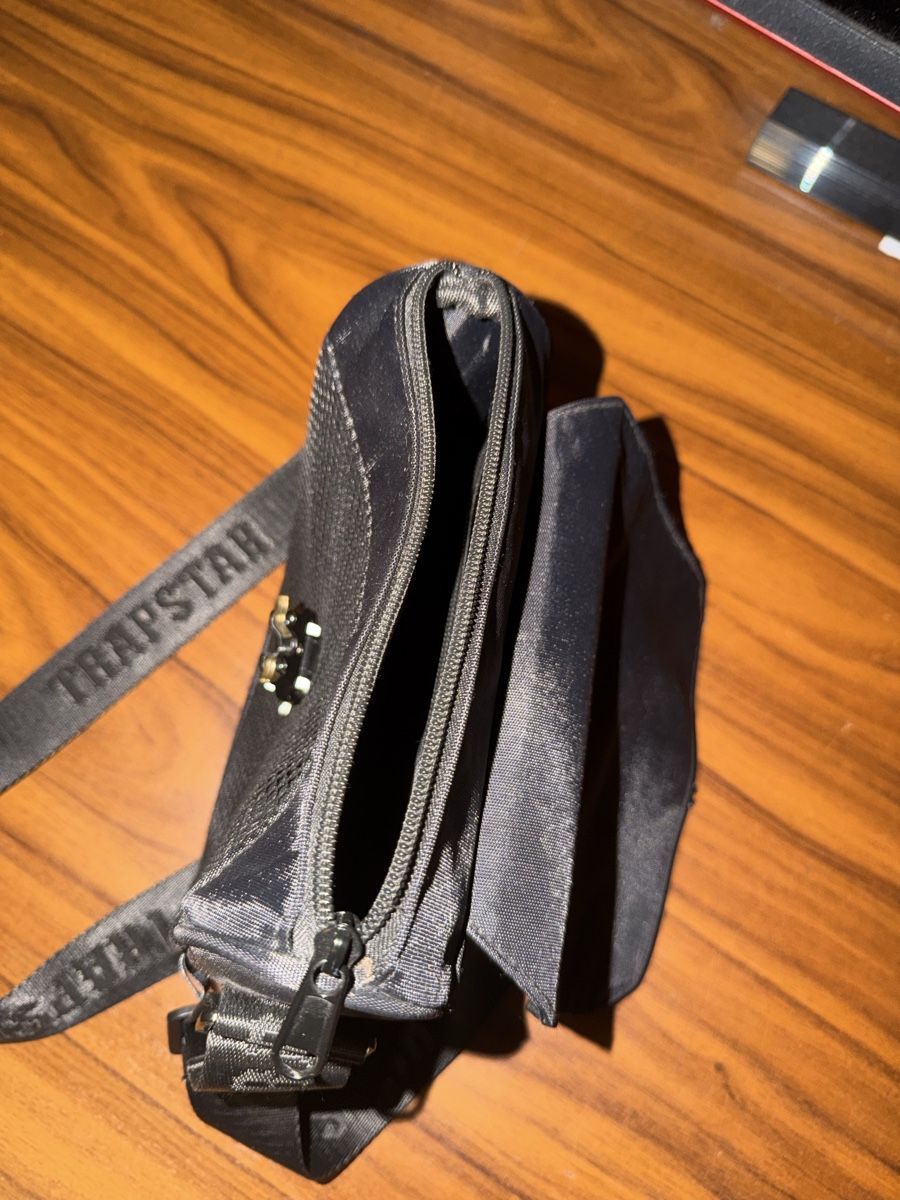 Sacs: Trapstar Bauchtasche  – D'occasion à Langenthal par N4900 2