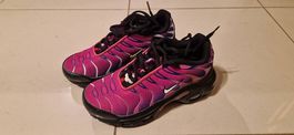 Nike TN enfant taille 34