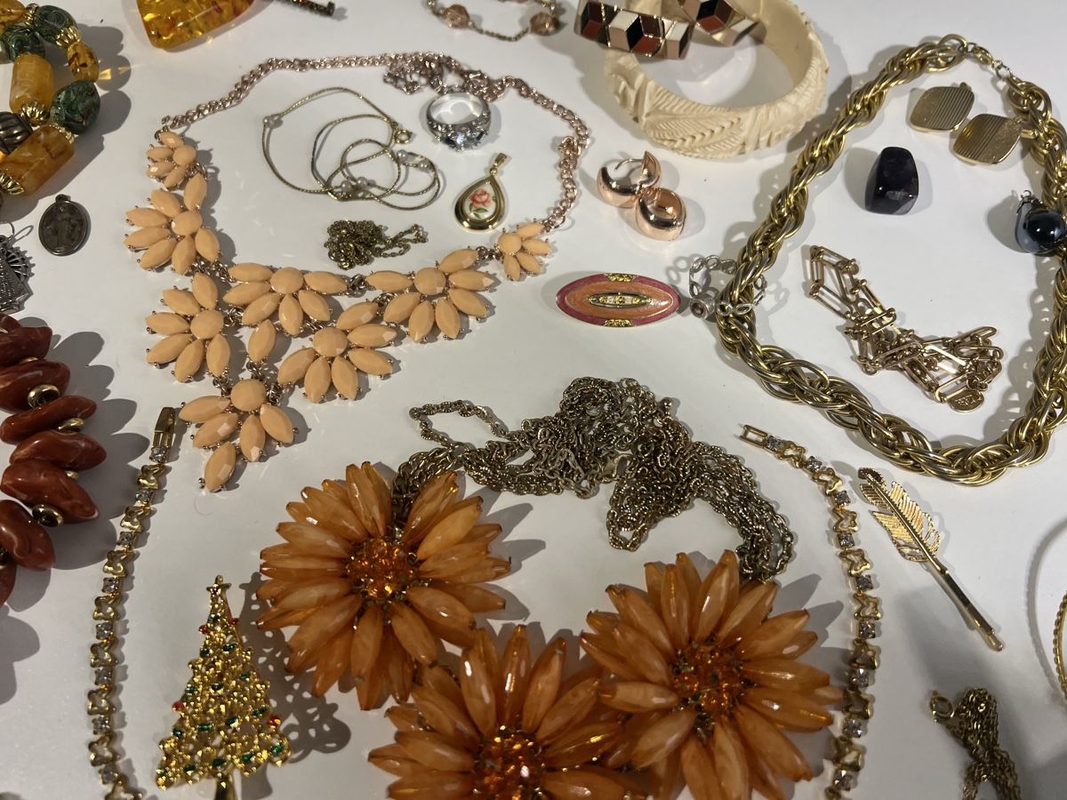 Sonstiger Schmuck: Lot de bijoux anciens – Gebraucht aus St-Pierre-Clages von ste_xk6p 9