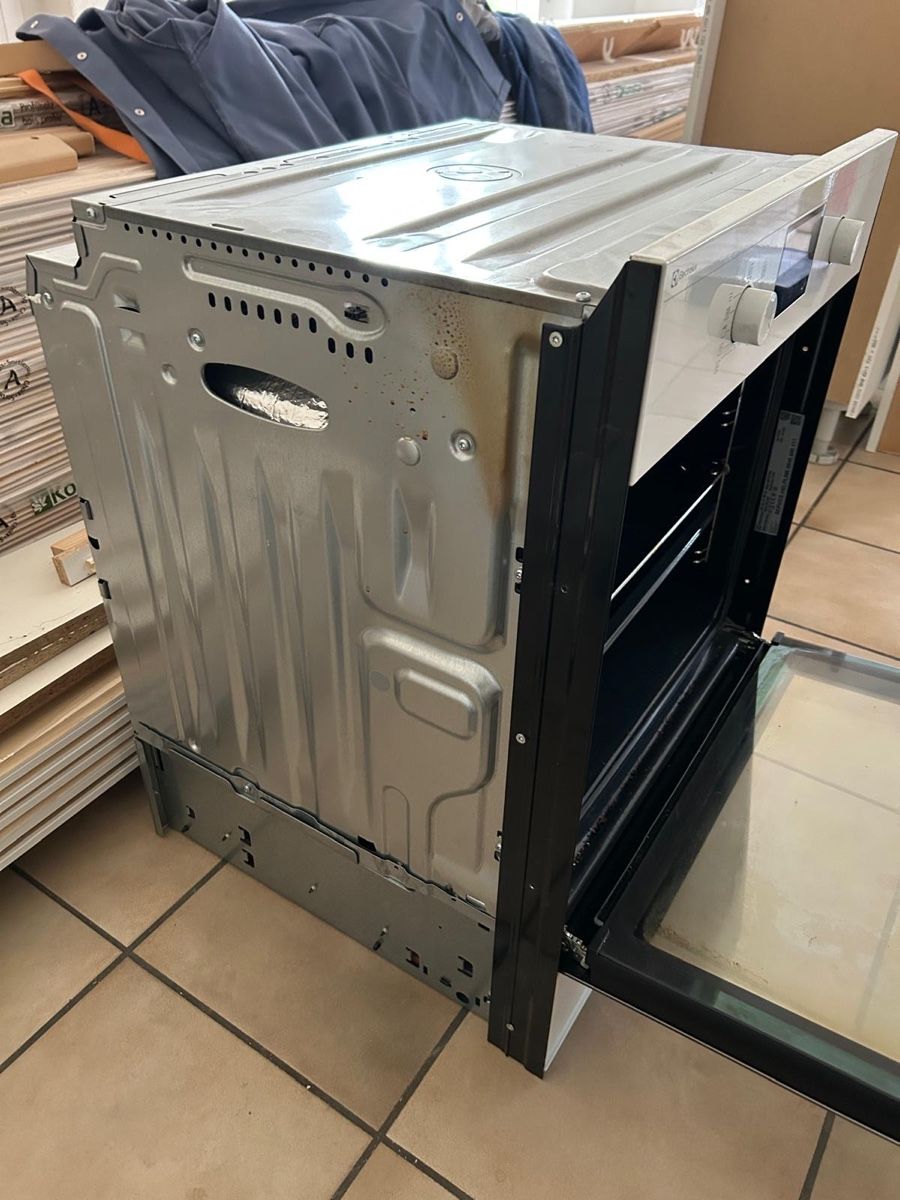 Electrolux Backöfen: Einbaubackofen Electrolux weiss 55 cm  – Gebraucht aus Hausen AG von Feel_pink 2