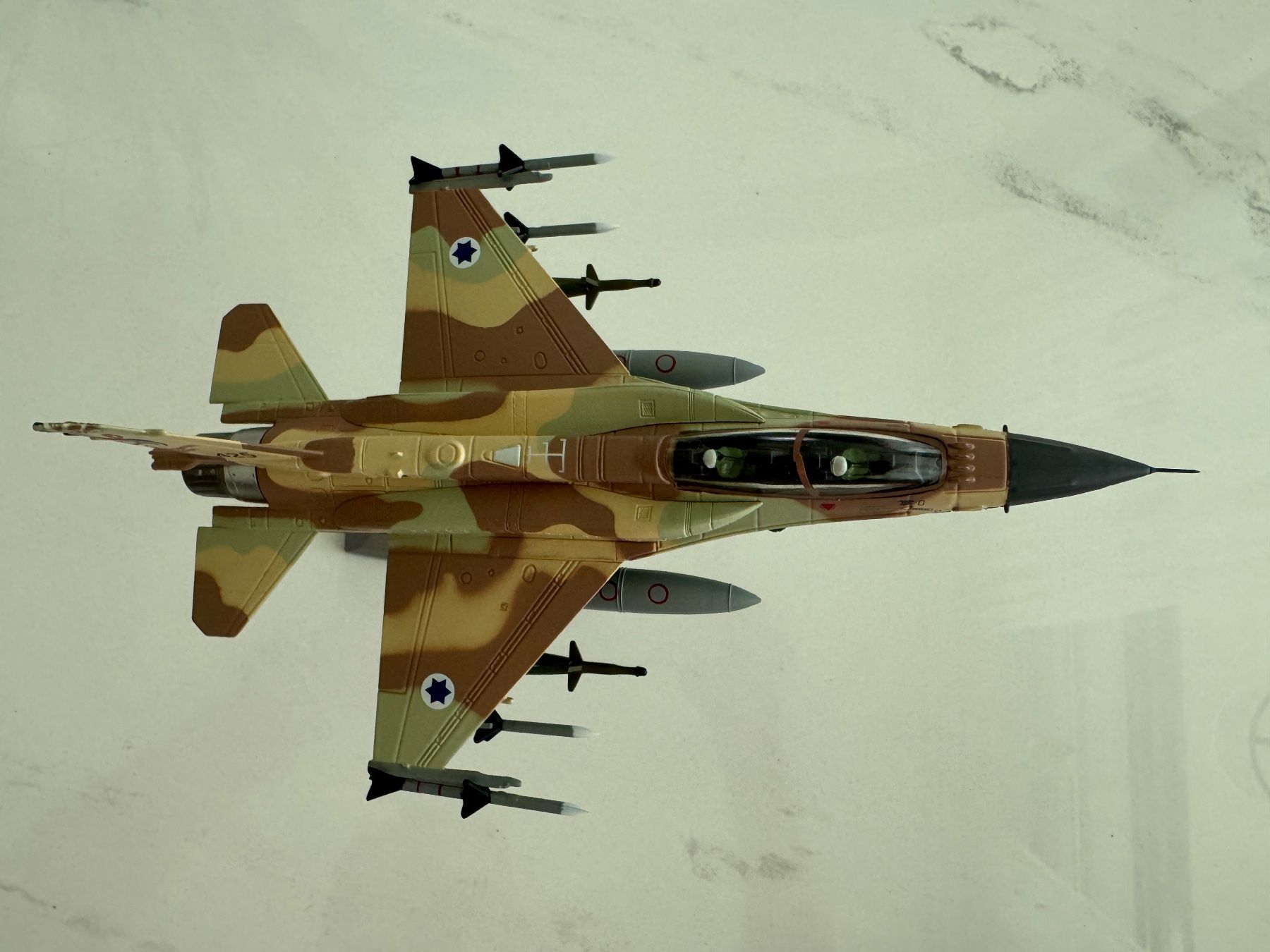 Modellbausätze & Standmodelle: F-16I "Sufa" Israeli Defense Force Lockheed Martin Kampfjet – Neu (gemäss Beschreibung) aus Hünenberg See von Rroger911 3