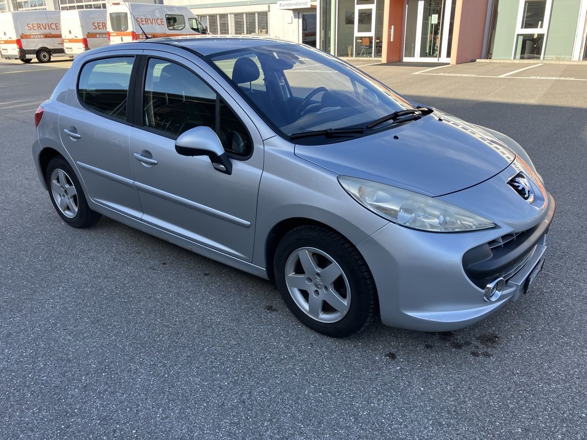 Peugeot Automobili: Peugeot 207 – Usato da Unterseen venduto da krampo