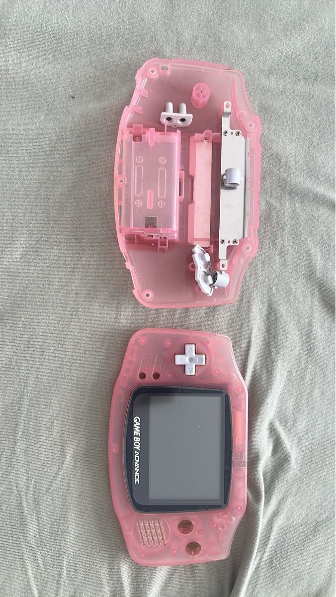 Nintendo Custodie protettive: Nintendo Gameboy Advance Gehaeuse Pink - Original mit Screen – Usato da Dübendorf venduto da takuya951753