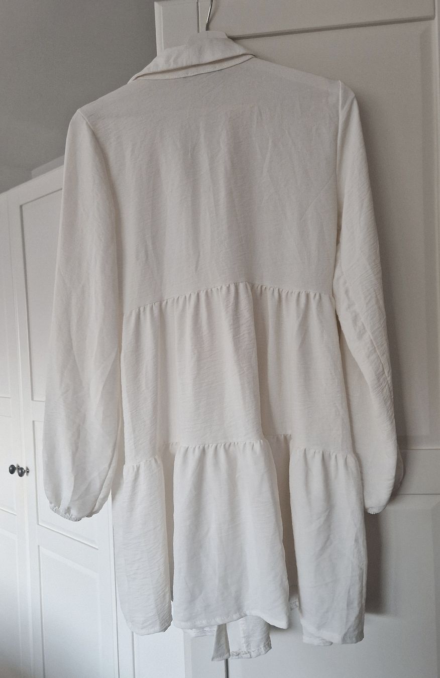 Blusen: Weisses Blusenkleid, Bohoo, Gr. S – Gebraucht aus Fislisbach von mgr_yy8b 1