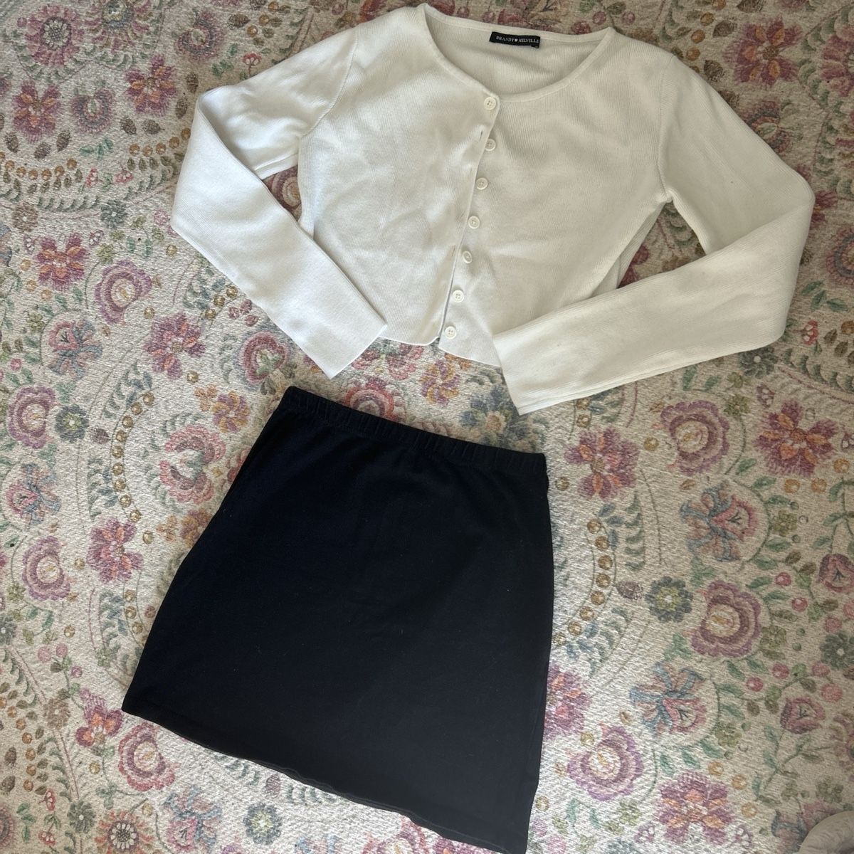 Brandy Melville Kleiderpakete: Brandy Melville Set – Gebraucht aus Ueken von reb_mr5c