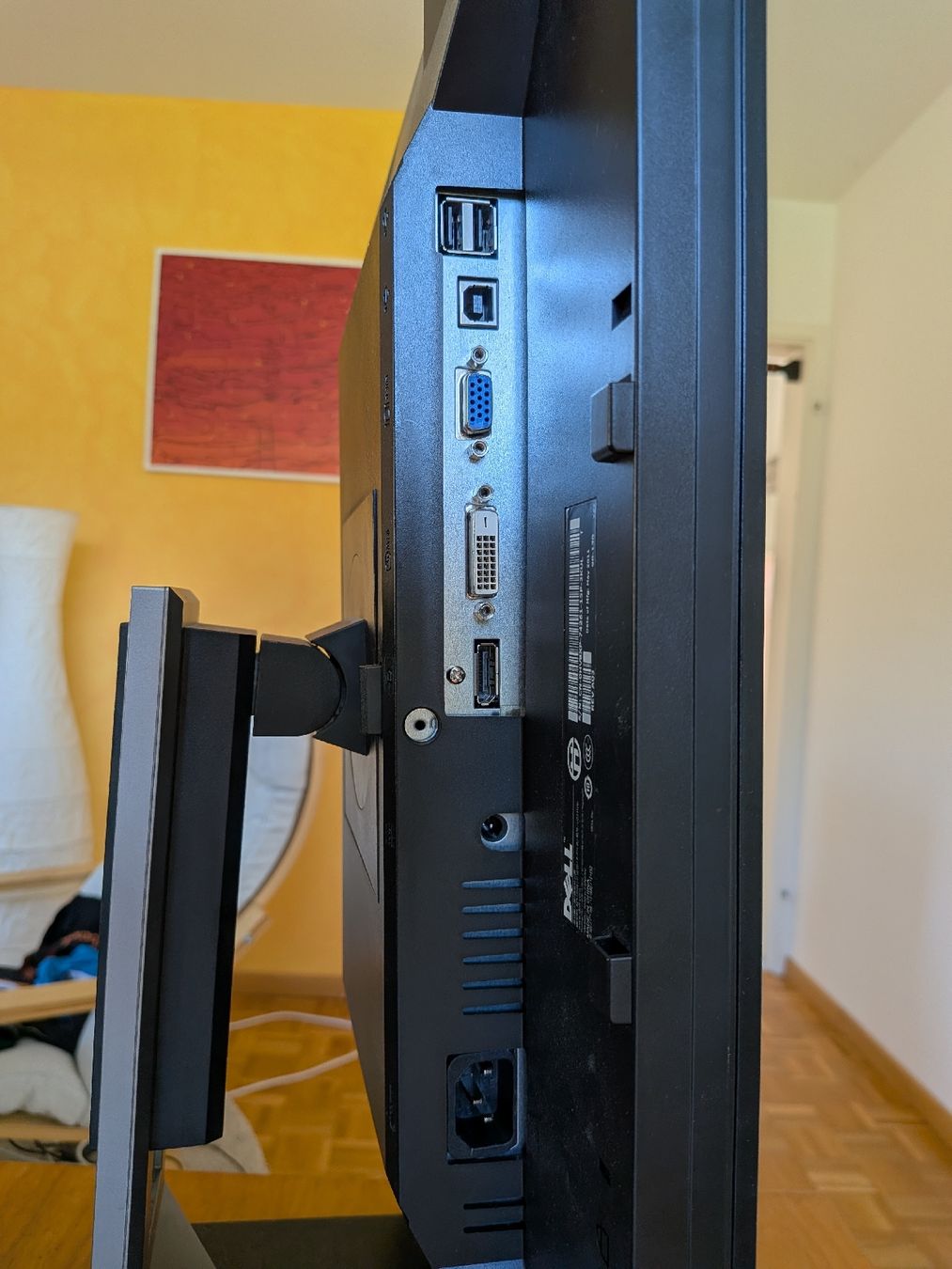 Dell Monitor: Dell Desktop Bildschirm – Usato da Zürich venduto da mosix01 4