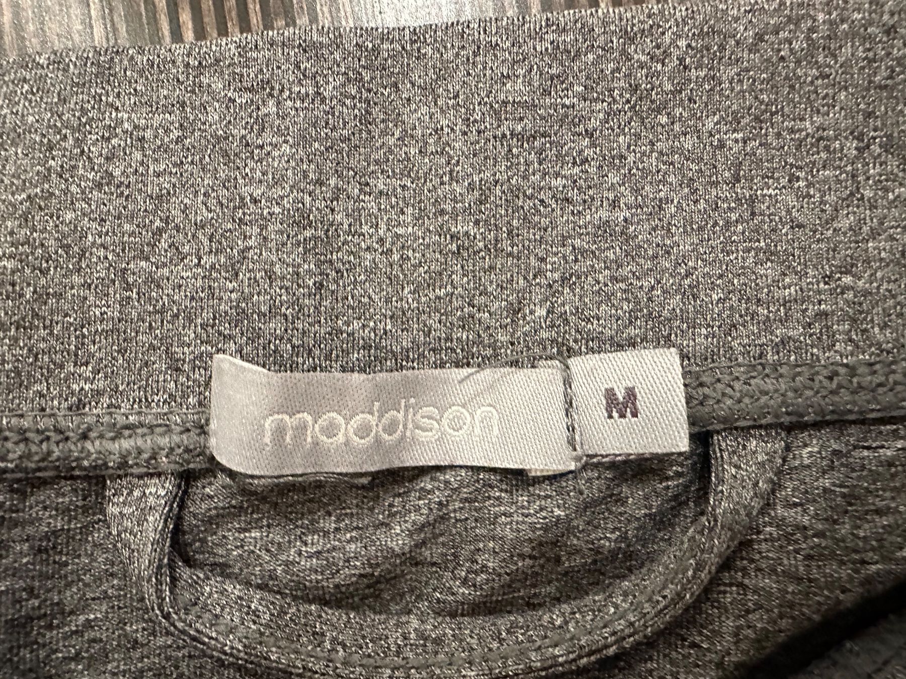 Leggings: Graue Yogahose von Maddison – Gebraucht aus Thalwil von ViviFu 4
