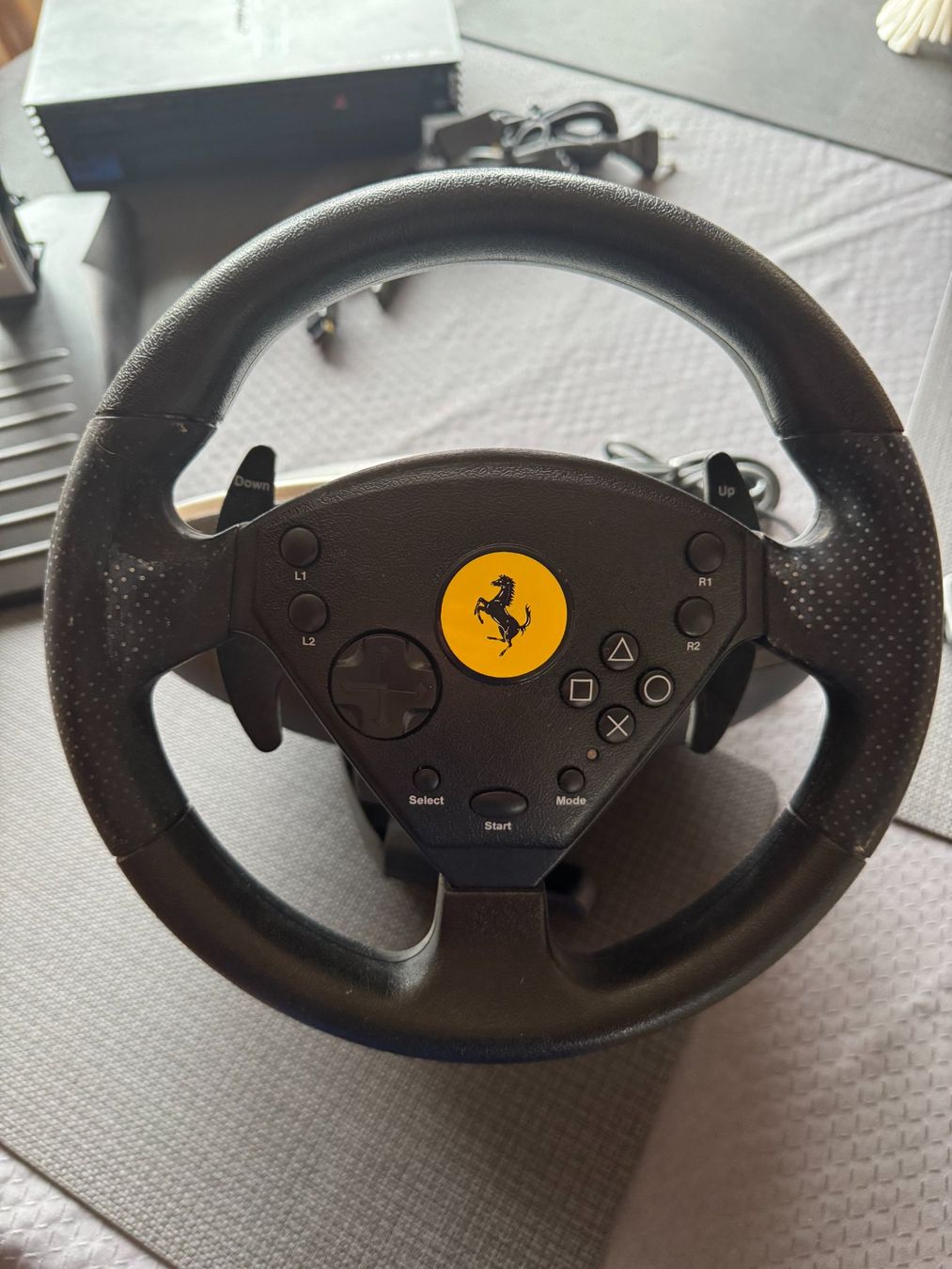 Sony Console: PS2 Fat + Network Adapter + volant Ferrari Thrustmaster – Usato da L'Orient venduto da dav_8slp 3