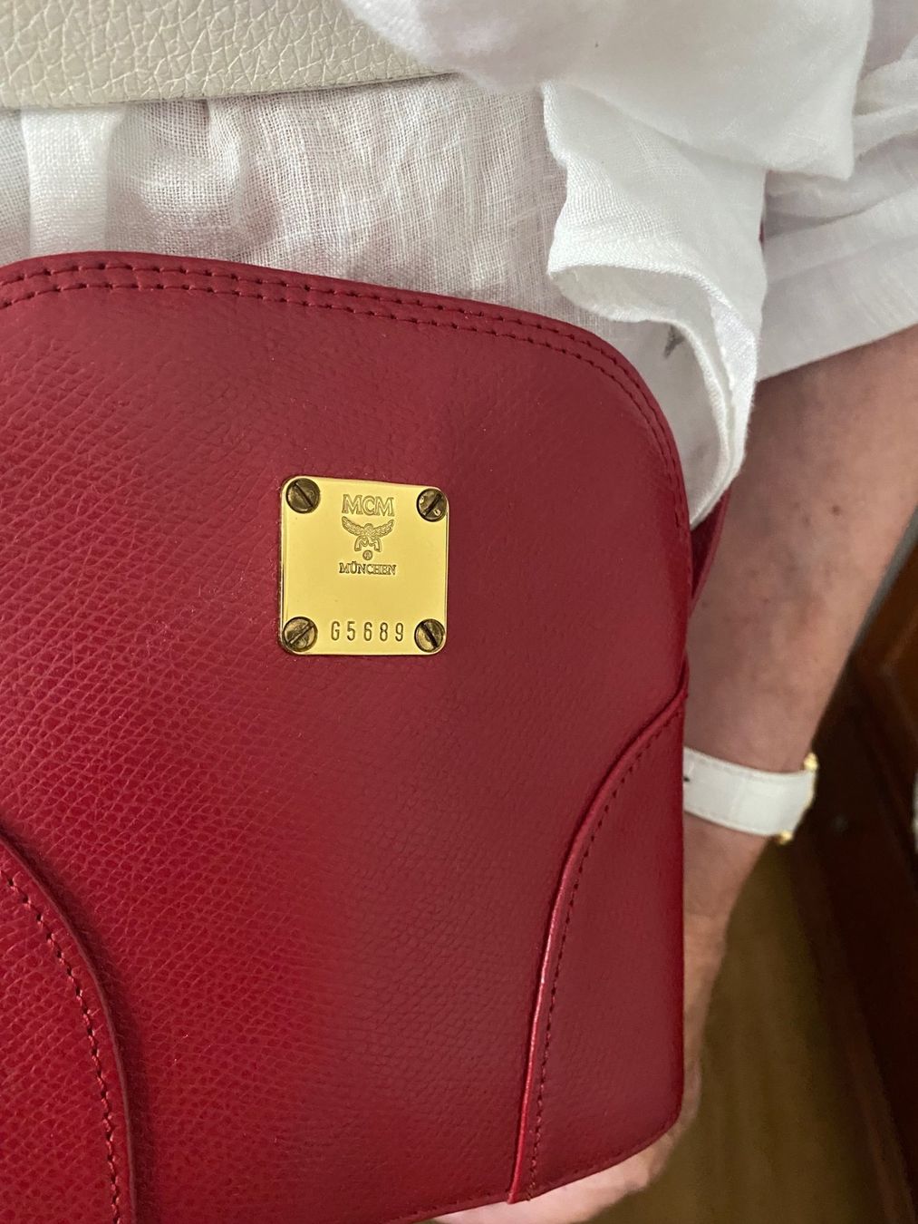 Mcm Borse da donna: MCM Tasche rot Leder Damen neu – Nuovo e nell'imballaggio originale da Weggis venduto da goo_vn75 1