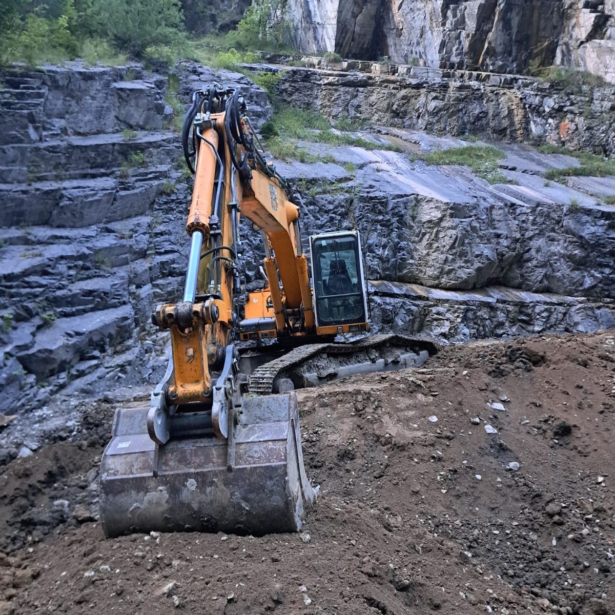 Liebherr Escavatori: Bagger Liebherr 924 R – Usato da Niederbipp venduto da baggerch 2