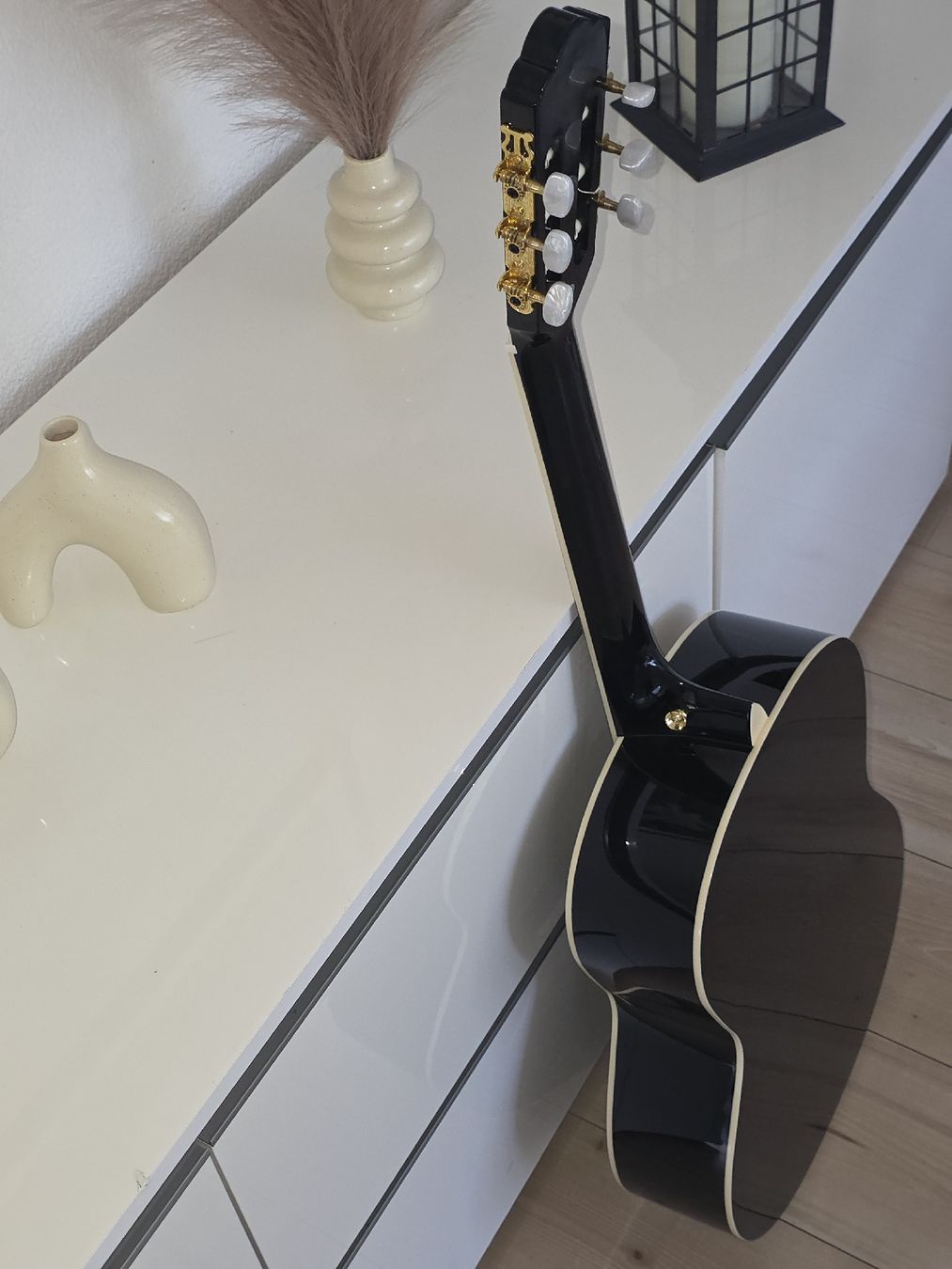 Strumenti musicali: Custom Trans -Acoustic Klassische Gitarre Schnäppchen – Nuovo (secondo la descrizione) da Schuepfheim venduto da Guttime 2