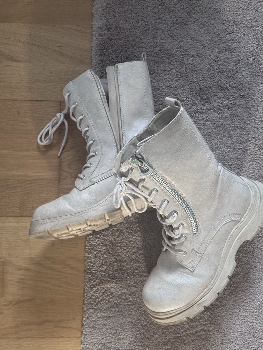 Dosenbach Schuhe für Mädchen: Mädchen Stiefel Gr 34 – Gebraucht aus Wädenswil von dorodi
