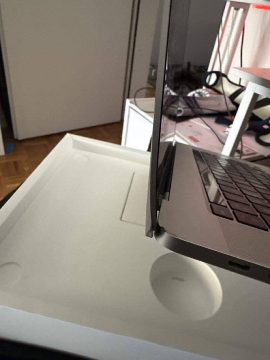 Apple Portables: Macbook pro 16" 64gb ram 1tb – Défectueux à Niederglatt ZH par Edi_Dos 1