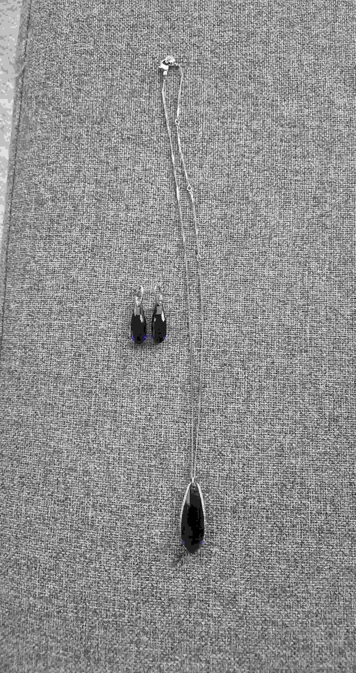 Swarovski Altri gioielli: Schmuckset: Kette & Ohrringe mit Stein – Nuovo (secondo la descrizione) da Rothenfluh venduto da cfb_rf75