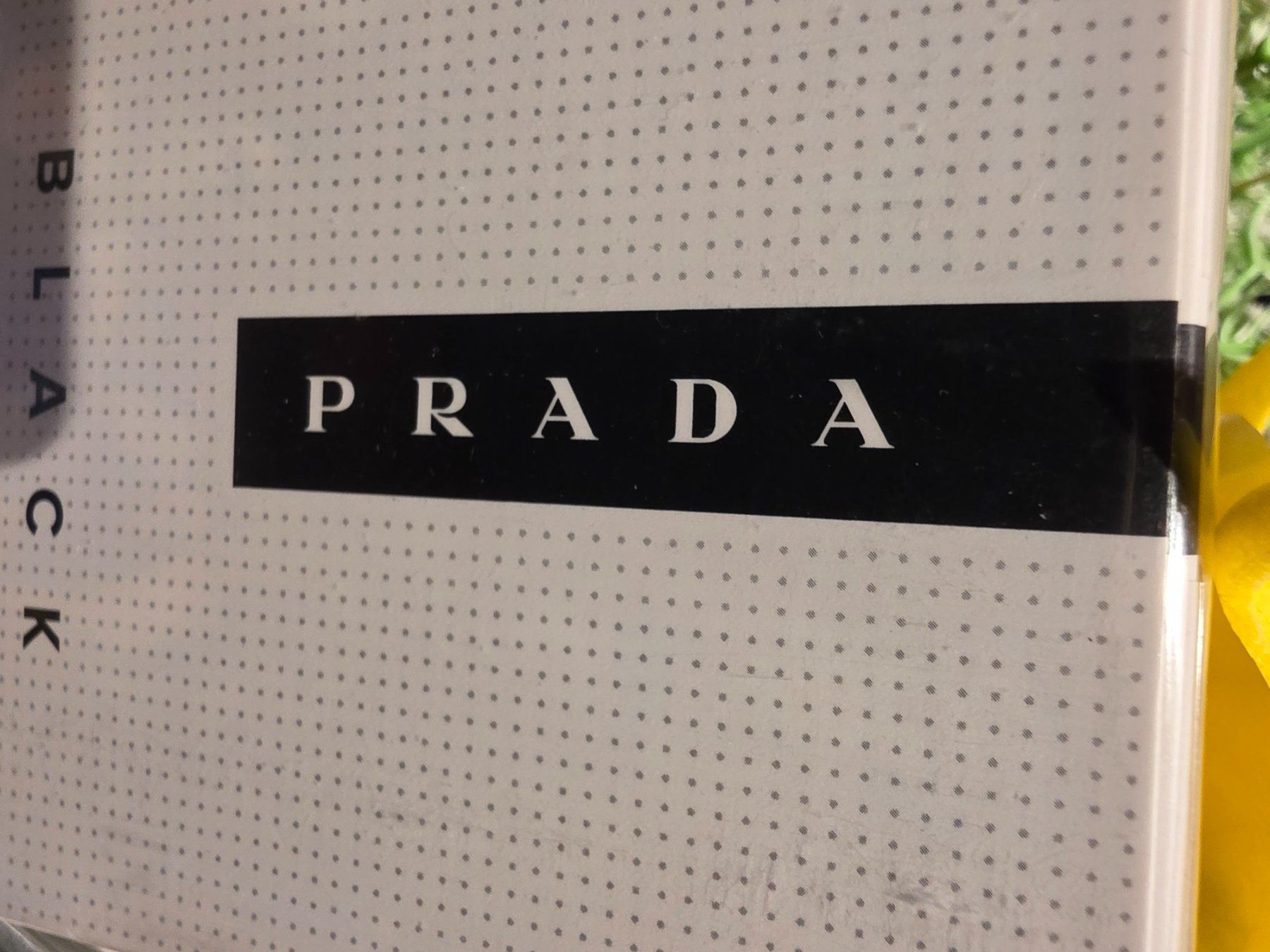 Prada Parfum & Eau de Toilette: PARFUM PRADA BLACK LUNAROSSA – Neu und originalverpackt aus Ollon VD von Manuella60