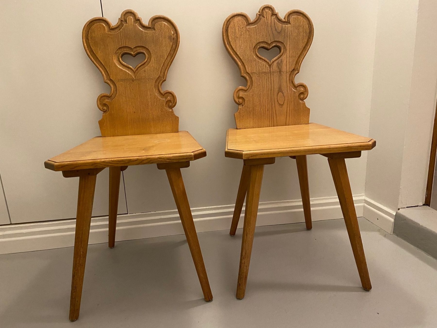 &Tradition Chaises: 2 Appenzeller Stabellen – D'occasion à St.Gallen par SonnigeSchwende 1
