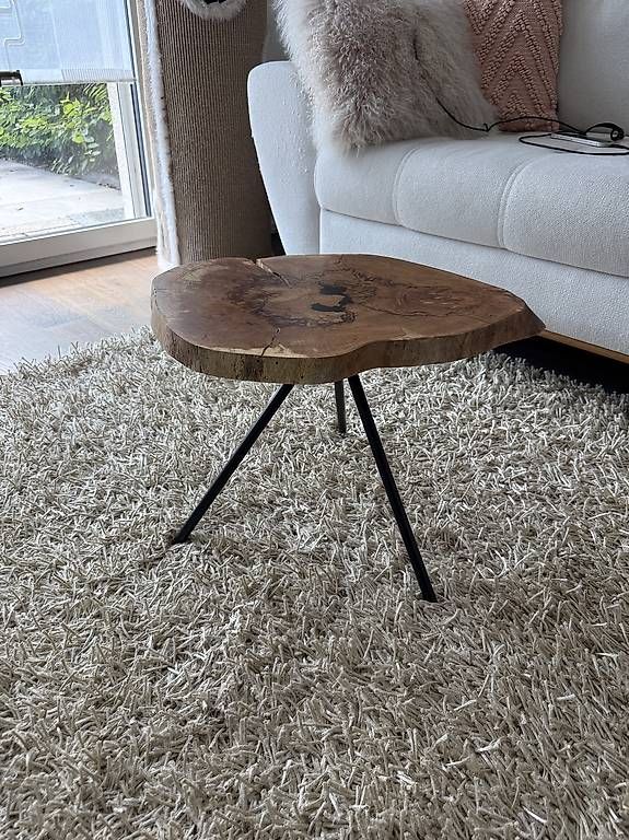 Tische: Sofatisch aus Baumscheibe – Gebraucht aus Neukirch (Egnach) von mantamartin 3